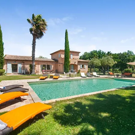 Sleeps 14 Pool Air Con Wifi Ramatuelle