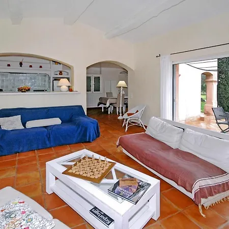 Vila Sleeps 14 Pool Air Con Wifi