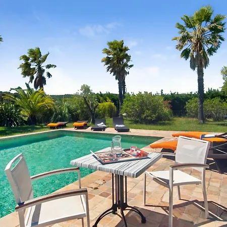 Vila Sleeps 14 Pool Air Con Wifi *